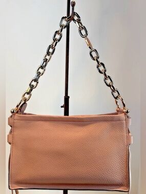 Stuart Weitzman Leather Handbag with 2 chain sizes for shoulder or crossbody Tan